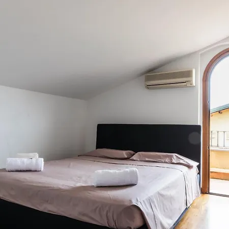 빌라 Vicino Al Mare Con Giardino E Parcheggio 신퀘일