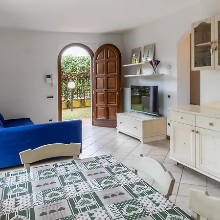 Vicino Al Mare Con Giardino E Parcheggio * Cinquale
